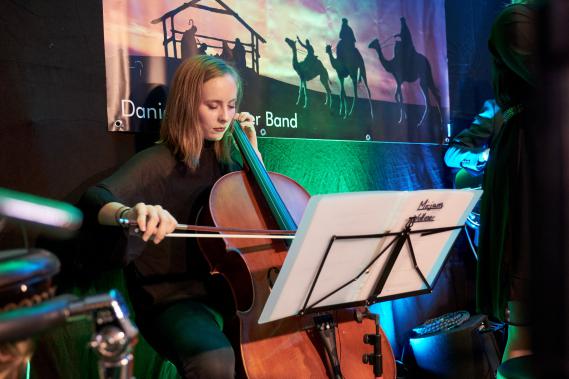 Leonie Vollmer, Cello