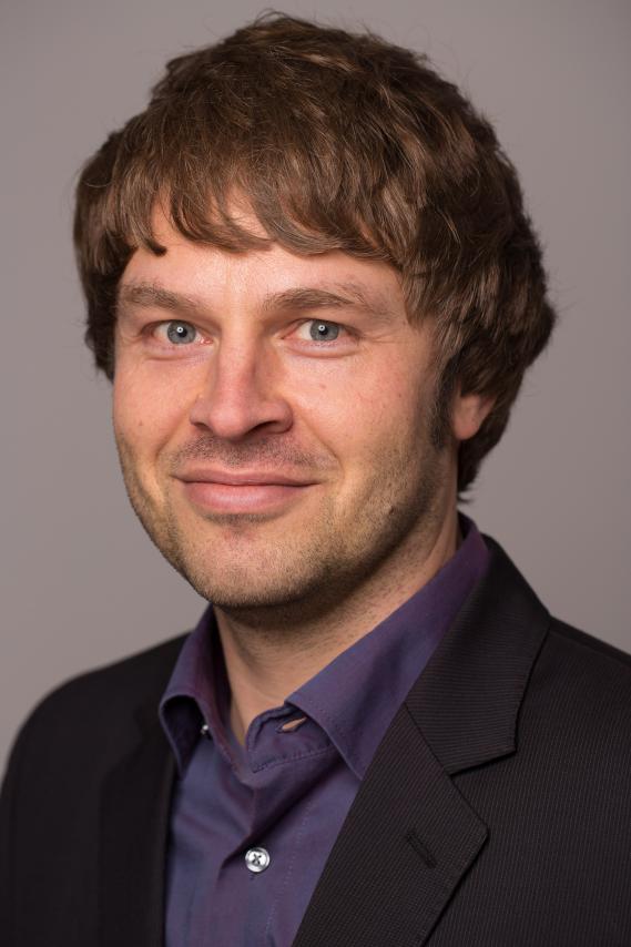 Thomas Buyer (Keyboards)