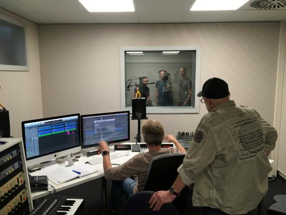 Daniel, Winnie und Ralf beim Backings einsingen