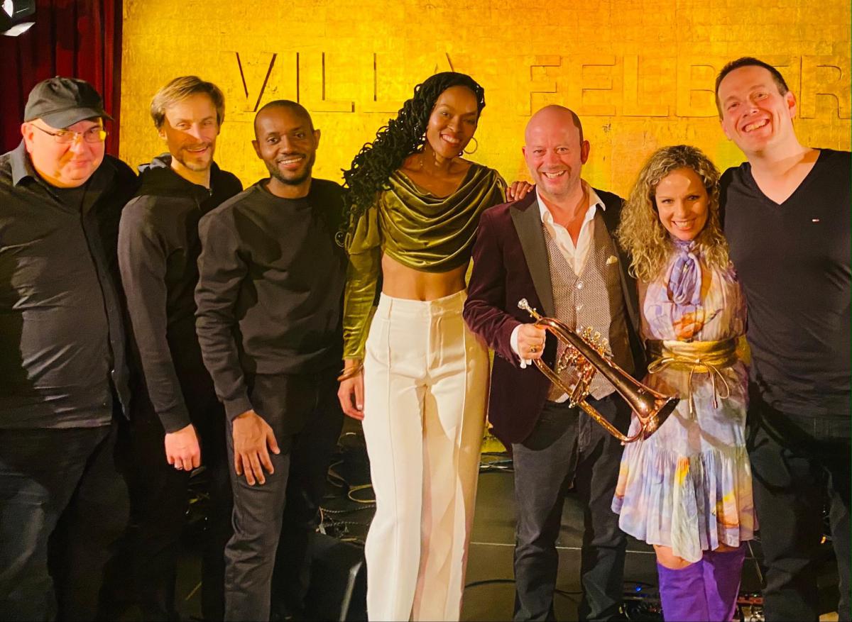 Mit Thabilé im November 2022  in der Villa Felber (CH) am Bodensee Mit Thabilé im November 2022  in der Villa Felber (CH) am Bodensee